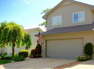 620 NW Timberbrooke Dr, Lees Summit, MO 64081