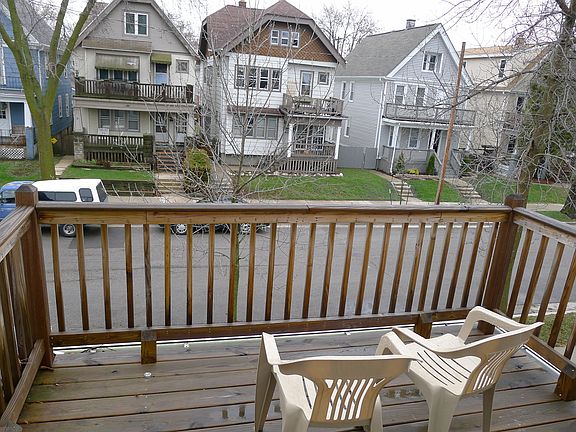 2nd image of 3126 N Fratney St