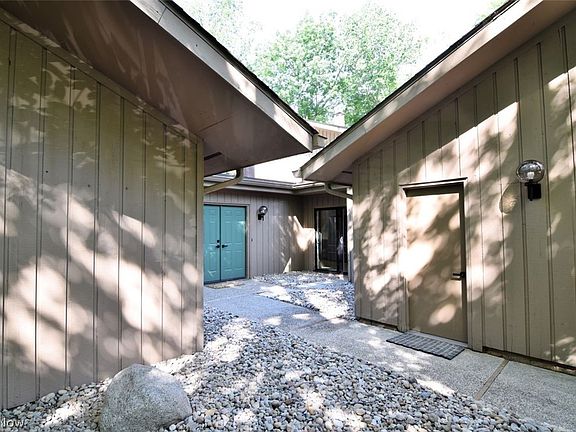 4th image of 680-26 Fairington Dr