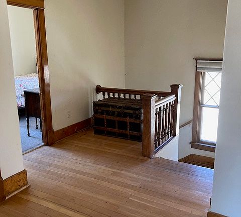 4th image of 501 S Townsend Ave #B