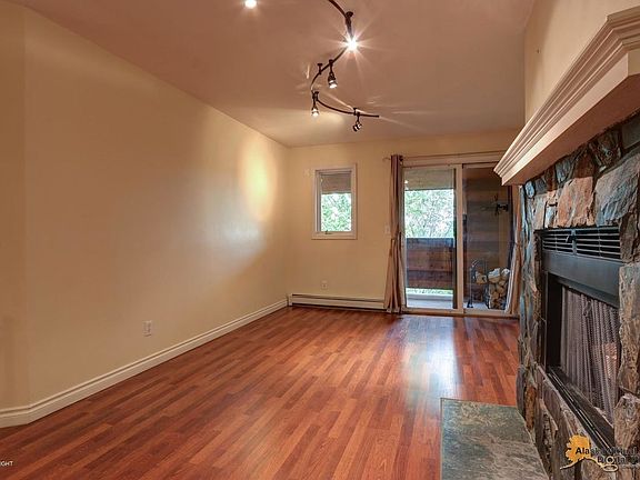 3rd image of 9710 Vanguard Dr APT 85