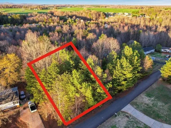 149 Jordan Ln #16, Statesville, NC 28677