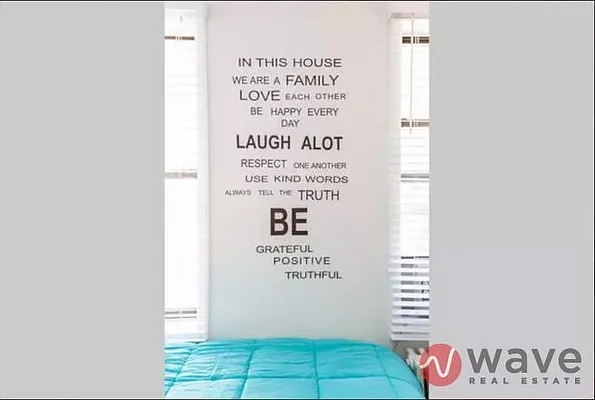 Rented by Wave Real Estate Group | media 5