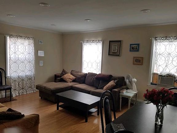 2nd image of 7034 174th St Floor 2