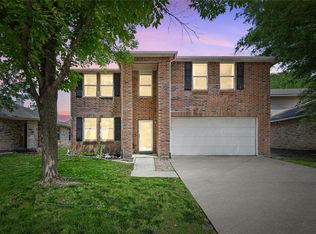 1833 Ramada Trl, Justin, TX 76247