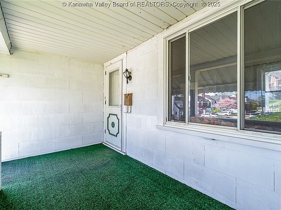 5th image of 1207 Park Ave