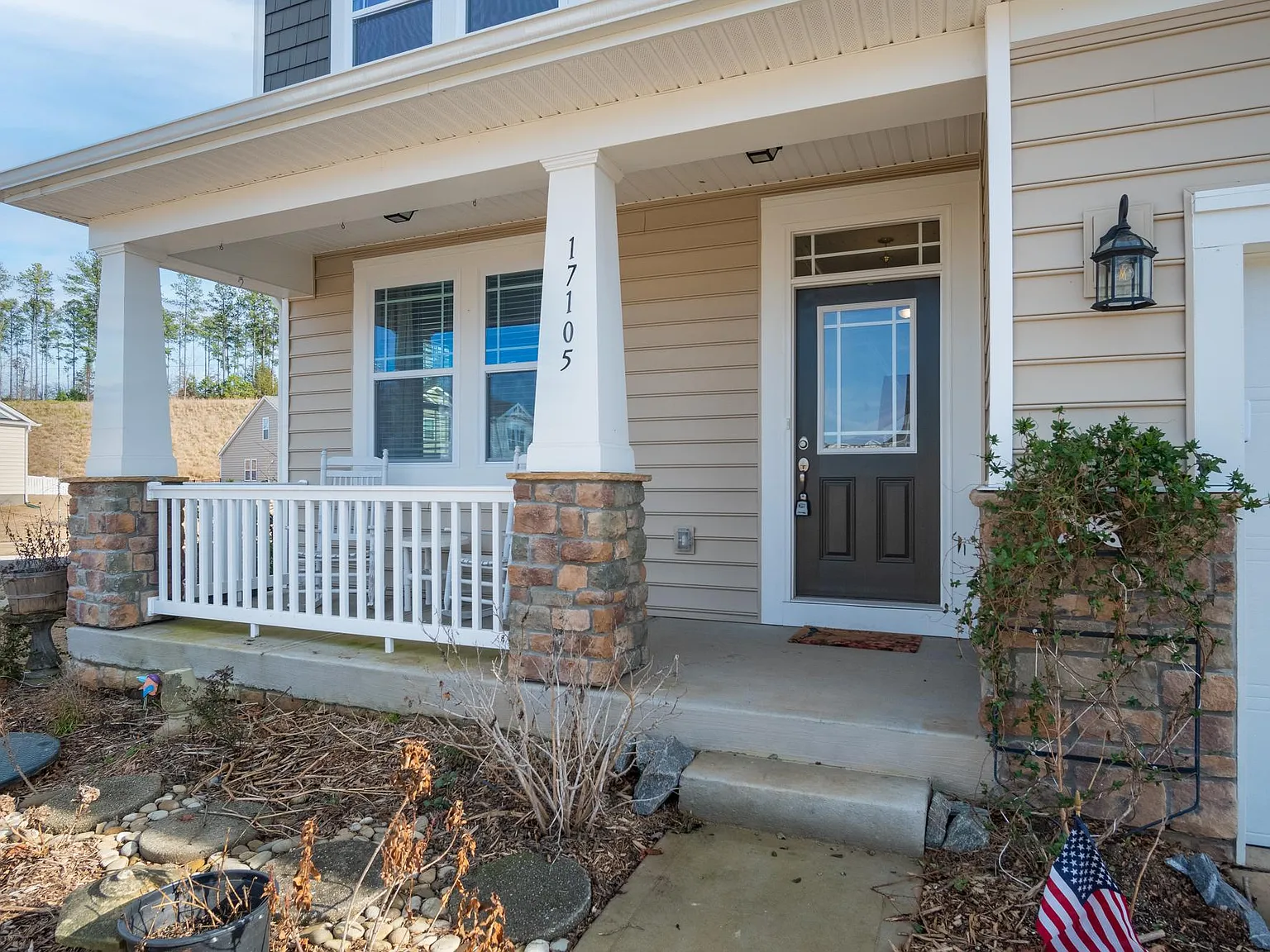 5 bed, 4.5 bath, 3944 sqft, $3,600 — Photo 4