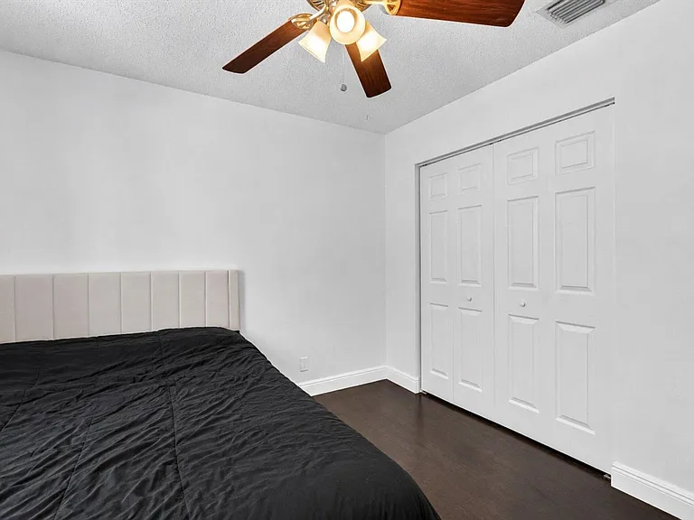 7145 Crescent Creek Way #7145 — Photo 14