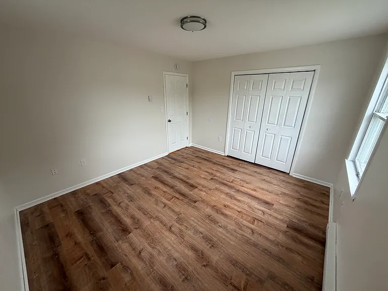 600 Sherwood Ave #604-1 — Photo 15