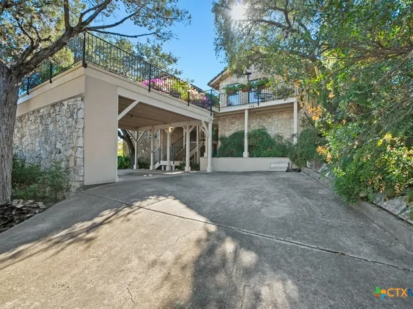 739 Timber Dr, New Braunfels, TX 78130