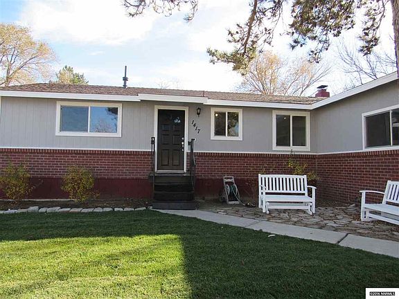 3rd image of 1417 La Loma Dr