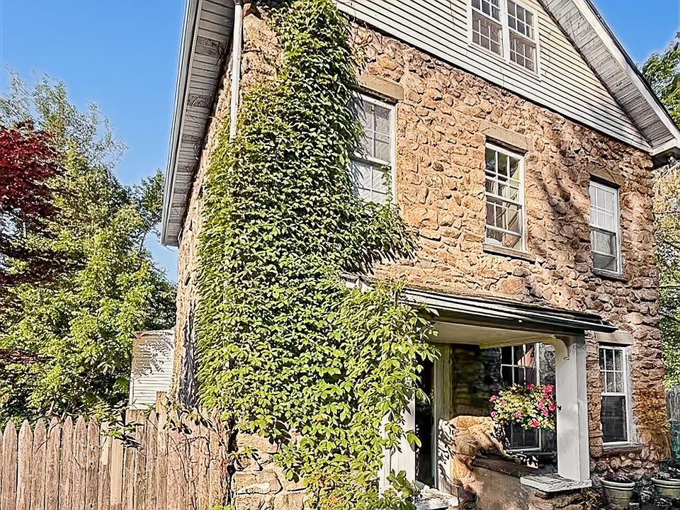 1st image of 645 Gardnertown Road