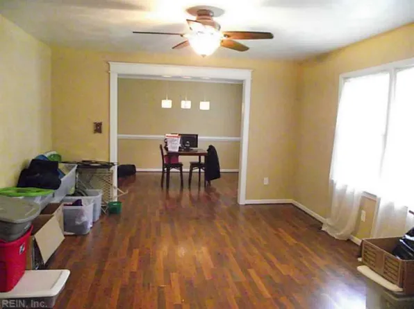 541 Margaret Dr, Chesapeake, VA 23322