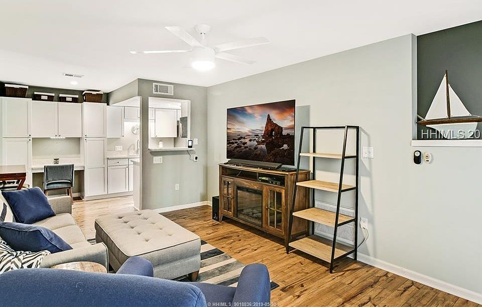 1st image of 12 Three Mast Ln #12