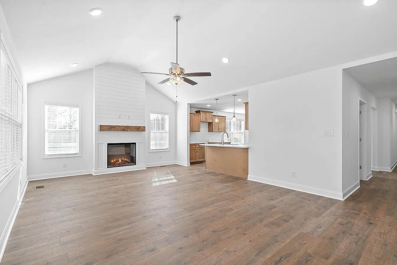 3 bed, 1675 sqft, $1,995 — Photo 2