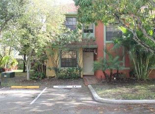 300 City View Dr, Fort Lauderdale, FL 33311
