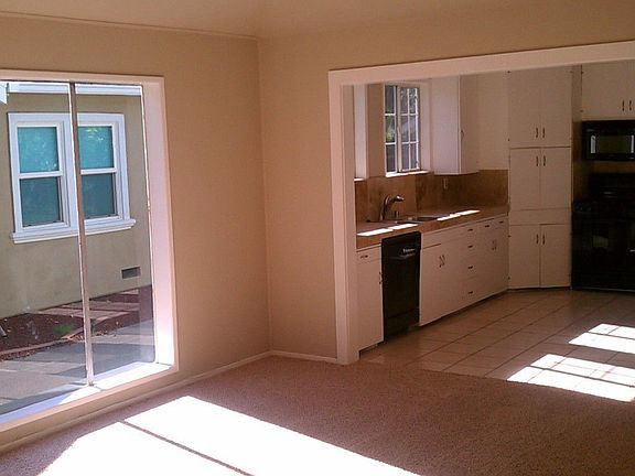 5th image of 1418 Picardy Dr