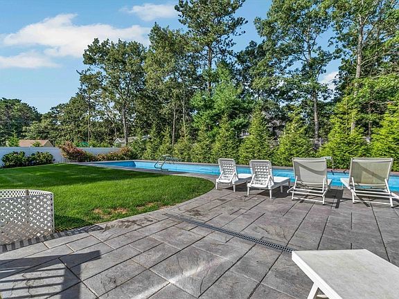 5th image of 48 Eagle Dr #48