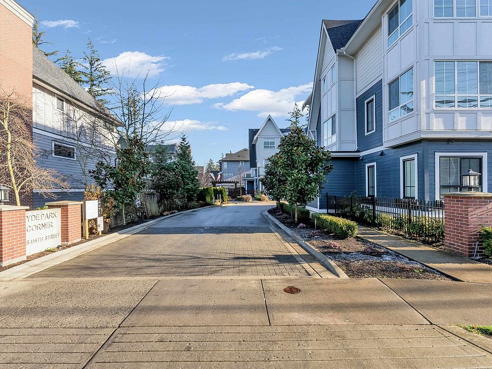 1st image of 2828 156th St #12