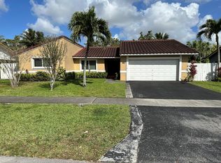 5706 SW 114th Avenue, Cooper City, FL 33330