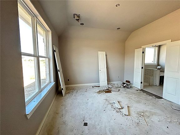5th image of 2322 Rivercane Ct