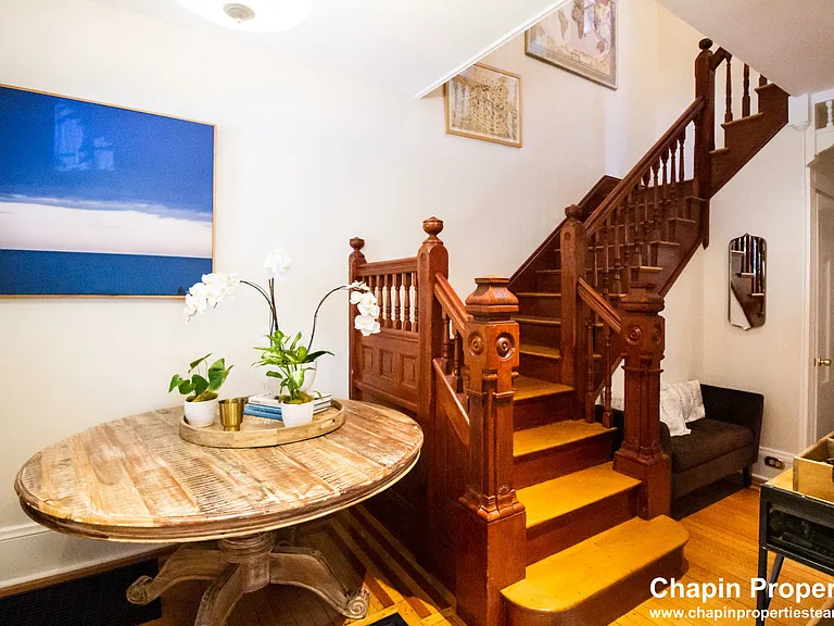 158 Cypress St — Photo 23