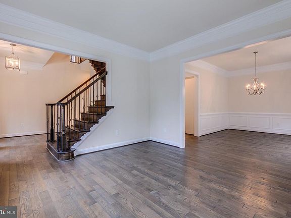 5th image of 10966 Thompsons Creek Cir