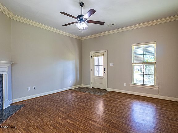 5th image of 13249 River Bluff Dr