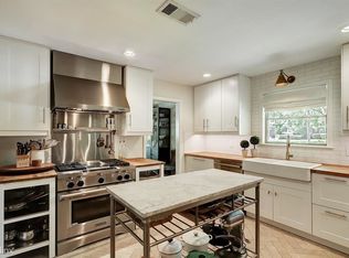 11334 Surrey Oaks Ln, Houston, TX 77024