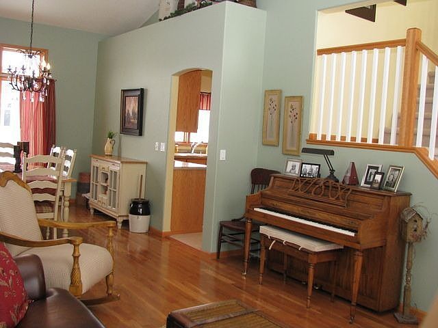 2nd image of 4512 4th St S