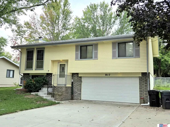 817 W Leon Dr, Lincoln, NE 68521