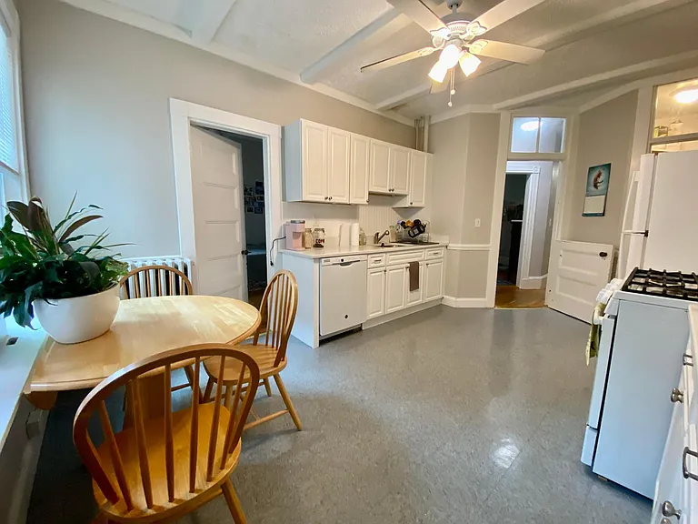 27 Hurd Rd #2 — Photo 7