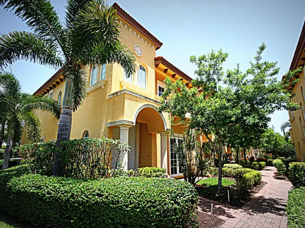 210 NE 69th Circle NE, Boca Raton, FL 33487