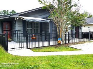 73 Laurel Dr, Little River, SC 29566