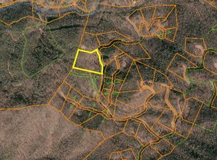 314 Sparkling Falls Rd, Whittier, NC 28789