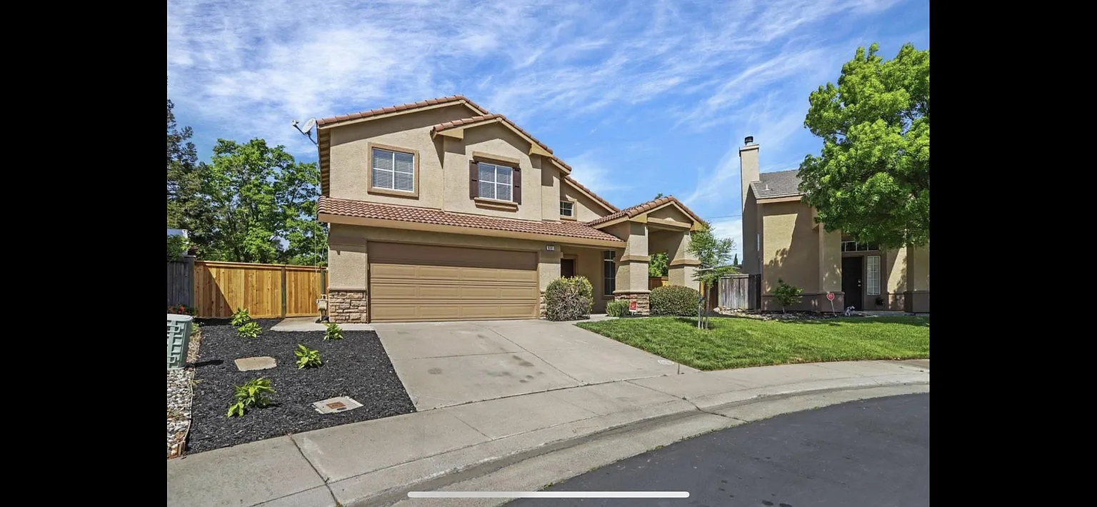 9381 Windrift Ln photo 1
