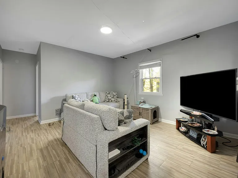 460 Orchard St #2 — Photo 8