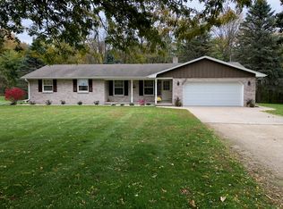 1858 S Pine Tree Rd, De Pere, WI 54115