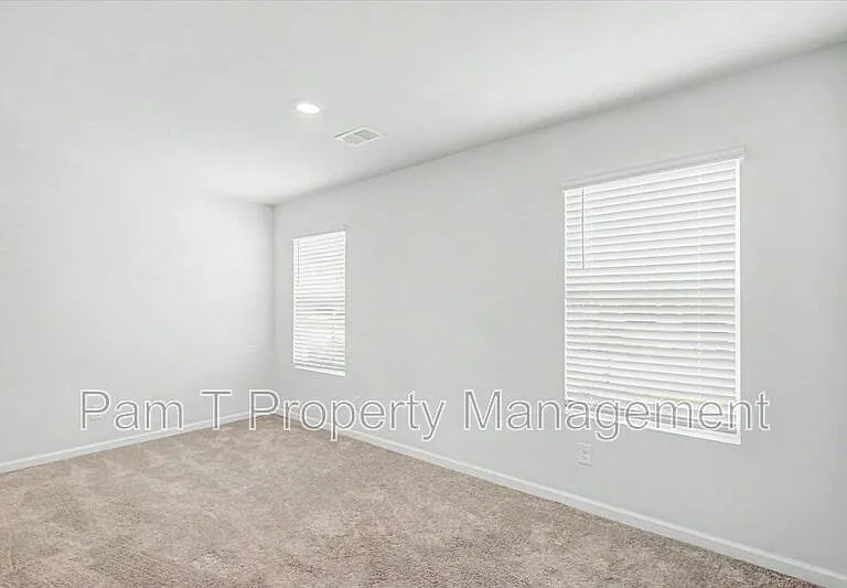 140 Birch Cir — Photo 13
