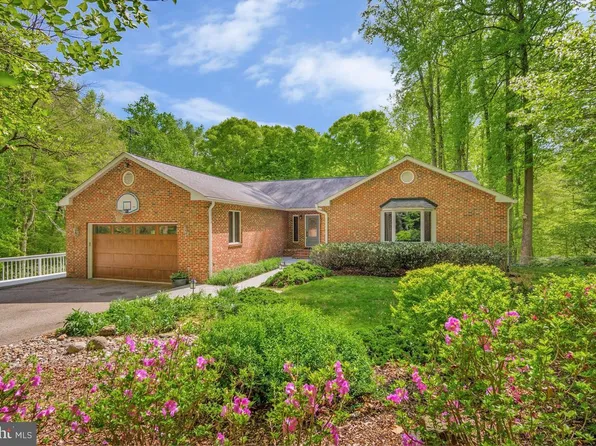 3400 Churchill Ct, Owings, MD 20736