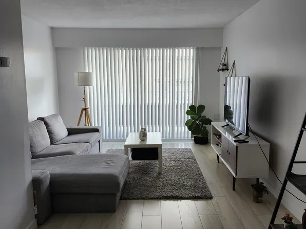 7265 Arcola St #100, Burnaby, BC V5E 1H7