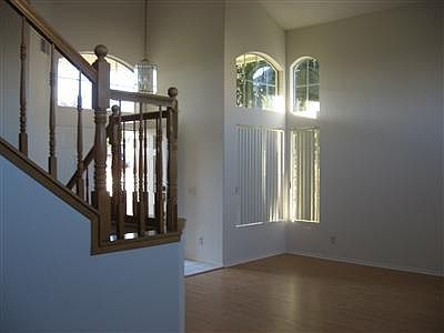 4th image of 12831 Portola St