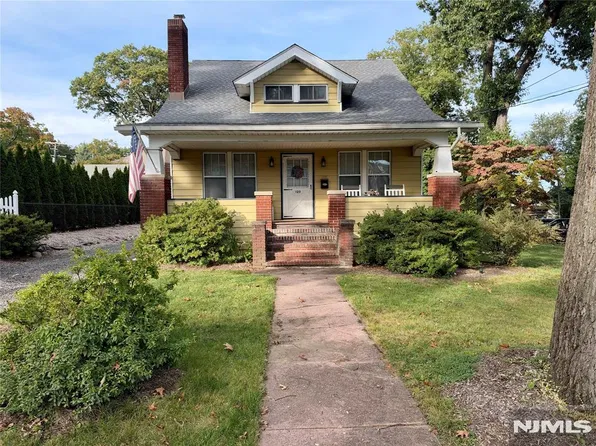 120 Glen Avenue, Midland Park, NJ 07432