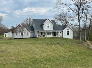 1020 Diggs Rd, Paris, TN 38242