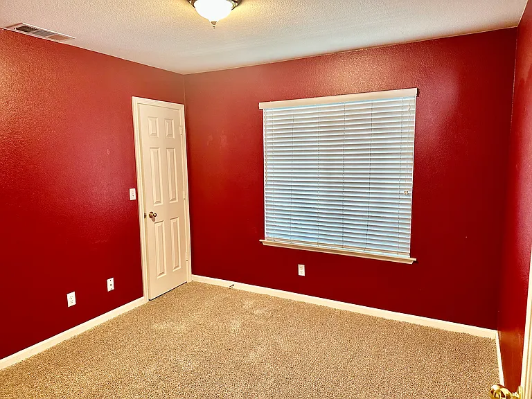 5811 W Fremont Ave — Photo 16