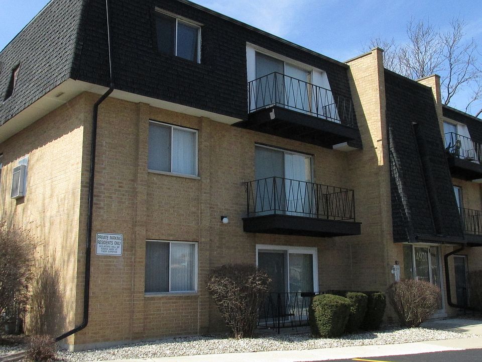 1st image of 4921 W 109th St APT 103