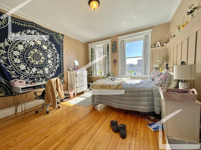 14 Glenville Ave #2 — Photo 5
