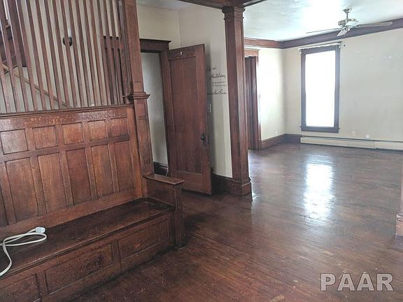 4th image of 1818 N Indiana Ave
