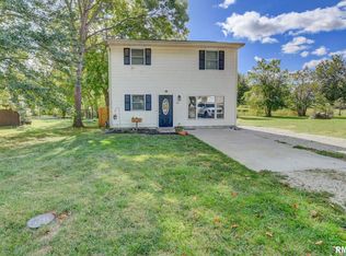 111 E Lincoln St, Edinburg, IL