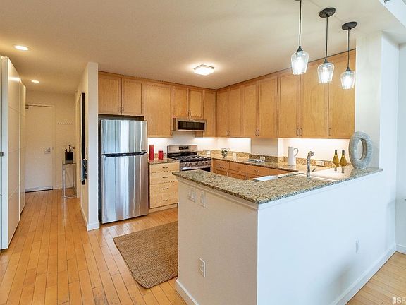 2nd image of 330 13th St Suite 102